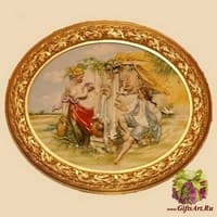 Барельеф &quot;У фонтана&quot;