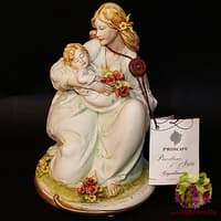 Статуэтка &quot;Материнство