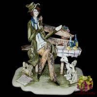 Скульптура &quot;Бродяга и собаки&quot;