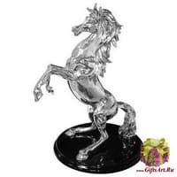 Скульптура &quot;Лошадь&quot; на подставке