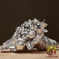 Декоративный рожок с фруктами