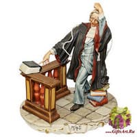 Статуэтка &quot;Адвокат с кодексом&quot;