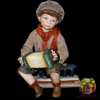 Кукла Мальчик играющий на гормошке Sibania Италия