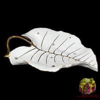 Блюдо в форме листа