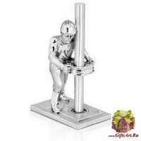 Скульптура &quot;Нефтянник&quot;