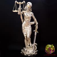 Скульптура &quot;Фемида&quot;