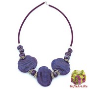 RS52/2-C Колье Матовая фантазия с тремя центральными элементами, цвет сливовый