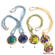 VY627 Подвеска круглая диам.4,5см на бисере цветное стекло