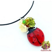 LV34 Подвеска Божья коровка с цветами и листиками 4 см муранское стекло