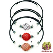 IC01 (02) Колье Дольче Вита с центральной крупной филигранной бусиной 3 цвета муранское стекло