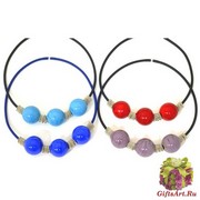 S997(2) Колье 50 см на каучуке с 3 дутыми бусинами 3 см муранское стекло