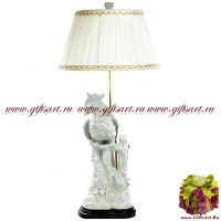 Лампа. Фарфор и бронза. Правая. Ара. Белая коллекция. Ручная работа. Высота 103 см