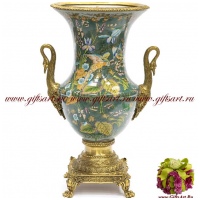 Ваза Лебеди. Фарфор и бронза. Коллекция Идеальный мир. Ручная работа. Высота 58 см