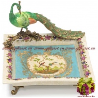 Блюдо с павлином. Фарфор и бронза. Декор Дворец Шенбрунн. Ручная работа. 23 см