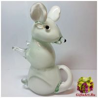 Мышь. Символ 2020 года. Белая стеклянная фигурка в стиле Мурано. Высота 15 см