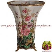 Ваза. Фарфор и бронза. Декор Пионы в цвету. Ручная работа. 30 см