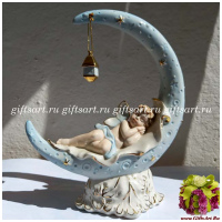 Ангел спящий на месяце. Мальчик. Фарфоровая статуэтка. Sabadin. 24 см. Италия