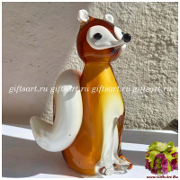 Рыжая плутовка. Стеклянная фигурка в стиле Мурано. Высота 18 см.