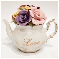 Букет Розы в чайнике. Фарфоровые цветы. Длина 16 см