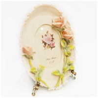 Фоторамка овальная настольная Чайные розы. Высота 24 см. Полистоун