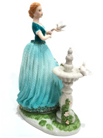 Статуэтка Девушка и пара голубей. Кружевной фарфор. Высота 33 см. Cosmos Gifts - вид 4 миниатюра