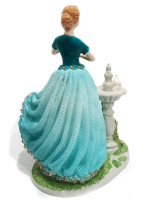 Статуэтка Девушка и пара голубей. Кружевной фарфор. Высота 33 см. Cosmos Gifts - вид 5 миниатюра