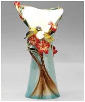 Ваза фарфоровая скульптурная Материнская любовь Высота 43 см. Подарочная упаковка