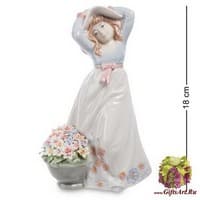 CMS-20/ 9 Фигурка "Девочка с корзинкой"