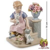 CMS-12/23 Статуэтка &quot;Девочка с котятами&quot;