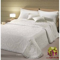 Жаккардовое покрывало на кровать 260х260 &quot;GF FERRARI&quot;