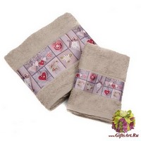 Набор из двух новогодних махровых полотенец с аппликацией &quot;VINGI RICAMI&quot;