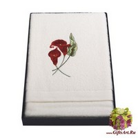 Набор из двух махровых  полотенец &quot;MvM&quot;