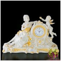 Часы с ангелом Фарфоровые скульптурные с кристаллами Swarovski Сваровски. Высота 31 длина 48 см S.V. SABADIN  Италия