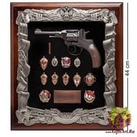 ПК-182 Панно &quot;Наган со знаками ФСБ&quot; 40х44