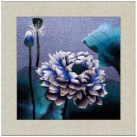 Картина вышитая шелком Цветущий лотос Размер 56 х 56 см Картина вышитая шелком Цветущий лотос Размер 56 х 56 см