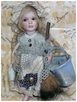 Итальянская фарфоровая кукла CENERENTOLA Кенерентолла Золушка Высота 22 см. Италия Montedragone  Ручная работа