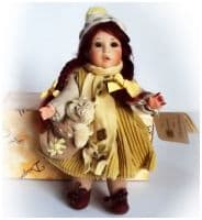 Итальянская фарфоровая кукла Cristina con Orso Кристина с мишкой  Высота 25 см. Montedragone