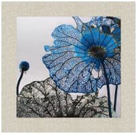 Картина вышитая шелком Любовь к Лотосу Размер 61 х 61 см Картина вышитая шелком Любовь к Лотосу Размер 61 х 61 см