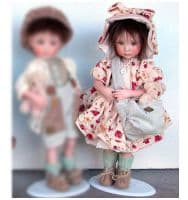 Итальянская фарфоровая кукла Дети Весны Девочка BAMBINI IN PRIMAVERA-F Montedragone Высота 29 см. Италия  Ручная работа