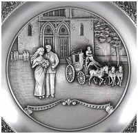 Оловянная тарелка настенная Свадьба, Artina - вид 1 миниатюра