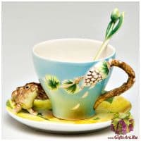 Чайная пара Кедровые орешки и бельчонок. Фарфор. 180 мл. Ручная работа.