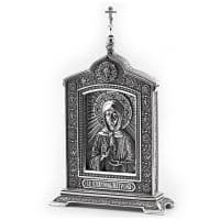 Икона Святая Матрона Московская из серебра 925 пробы Россия. Вес ок. 250 гр. Размер 12,2 х 7,7 см. Икона Святая Матрона Московская из серебра 925 пробы Россия. Вес ок. 250 гр. Размер 12,2 х 7,7 см.