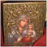 Икона Богоматерь Неувядаемый цвет Ручная роспись Номерная 23X18 см Подарочная упаковка Россия