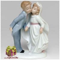 Фарфоровая фигурка Свадьба. Нежность. Серия Идеальный мир Высота 21 см Дизайн-группа Cosmos