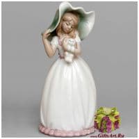 Фарфоровая фигурка Моя забота. Серия Идеальный мир Высота 17 см Дизайн-группа Cosmos