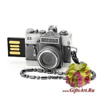 Флэшка из серебра Фотоаппарат Zenit флешка 32Гб. Серебро 925 пробы. Россия.
