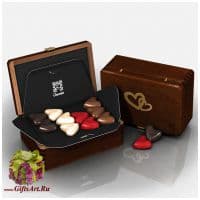 Набор элитных шоколадных конфет ручной работы Романтическая коллекция RUBY. Деревянная упаковка. Франция