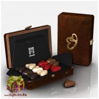 Набор элитных шоколадных конфет ручной работы Романтическая коллекция SAPPHIRE. Деревянная упаковка. Франция