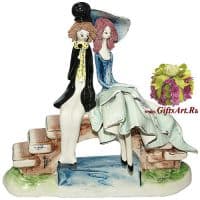 Фарфоровая фигурка Влюблённые у реки Серия Любовь. Италия. Zampiva. Высота 18 см