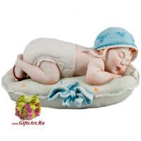 Статуэтка фарфоровая Младенец спящий мальчик. Длина 19 см. Porcellane Principe Италия